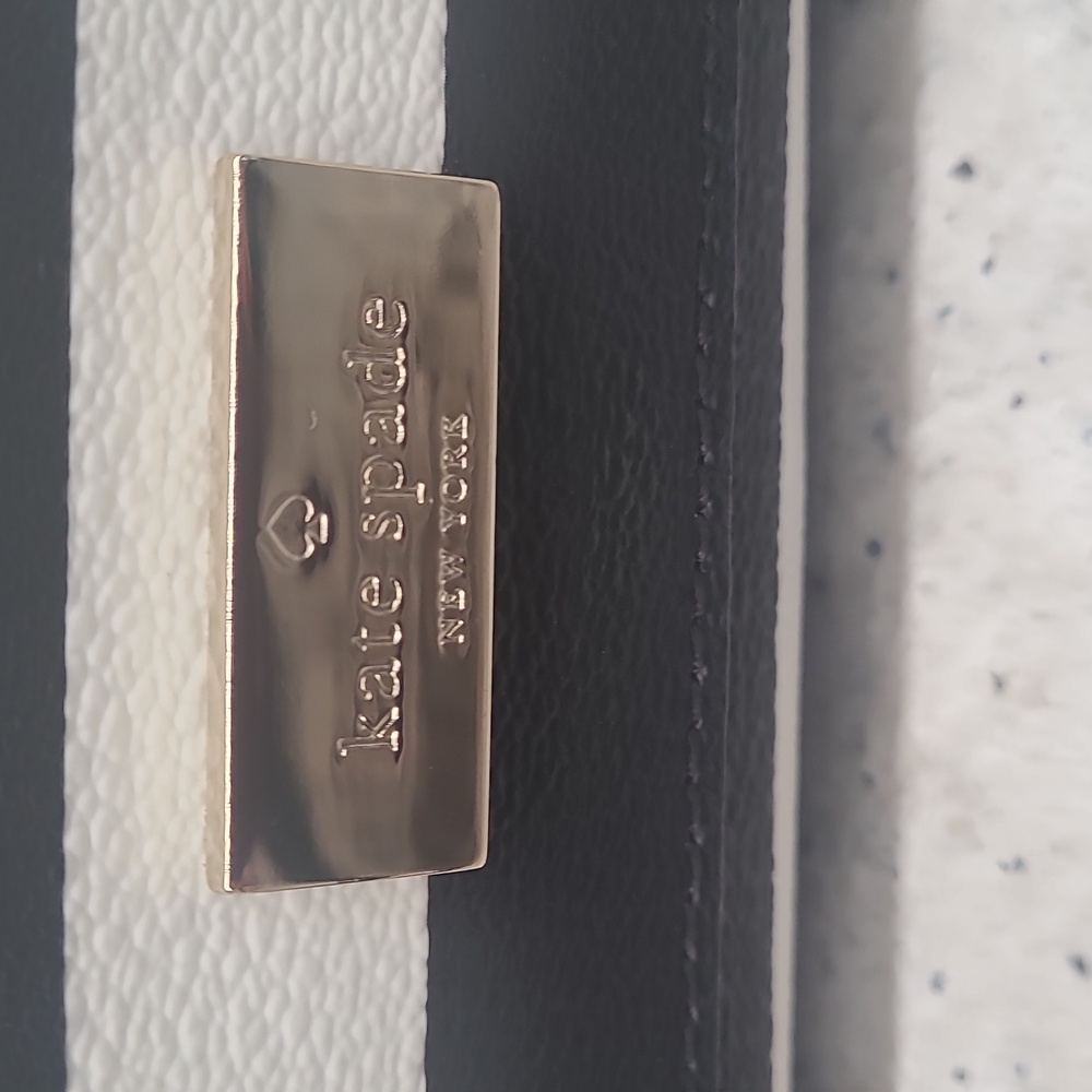 Kate Spade Black and White Striped Crossbody Bag - Picture 3 of 12